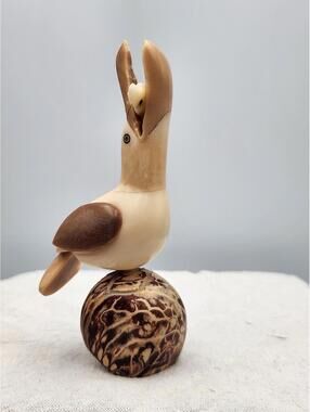 Hand Carved Tagua Nut Bird Figurine Mother Feeding Chick Ecuador 2007 F4